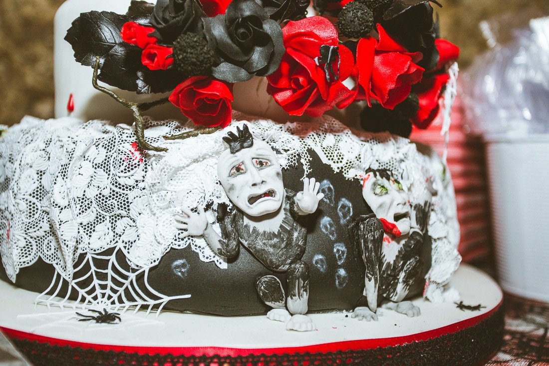 Gothic wedding cake design